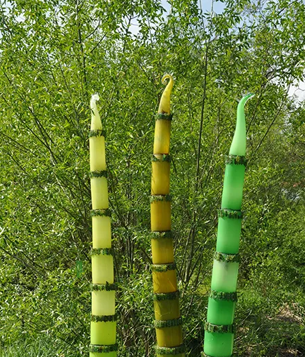 Kunstobjekt Urkraut in den Gläsernen Gärten von Frauenau