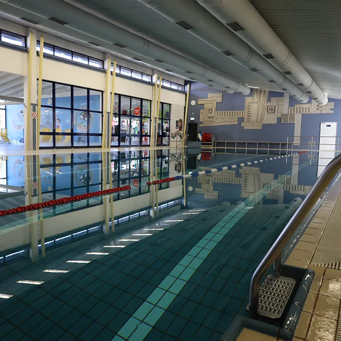 Ansicht einer Schwimmhalle