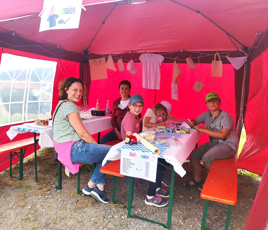 Kinderattraktionen beim Bärchenfest in Neuschönau